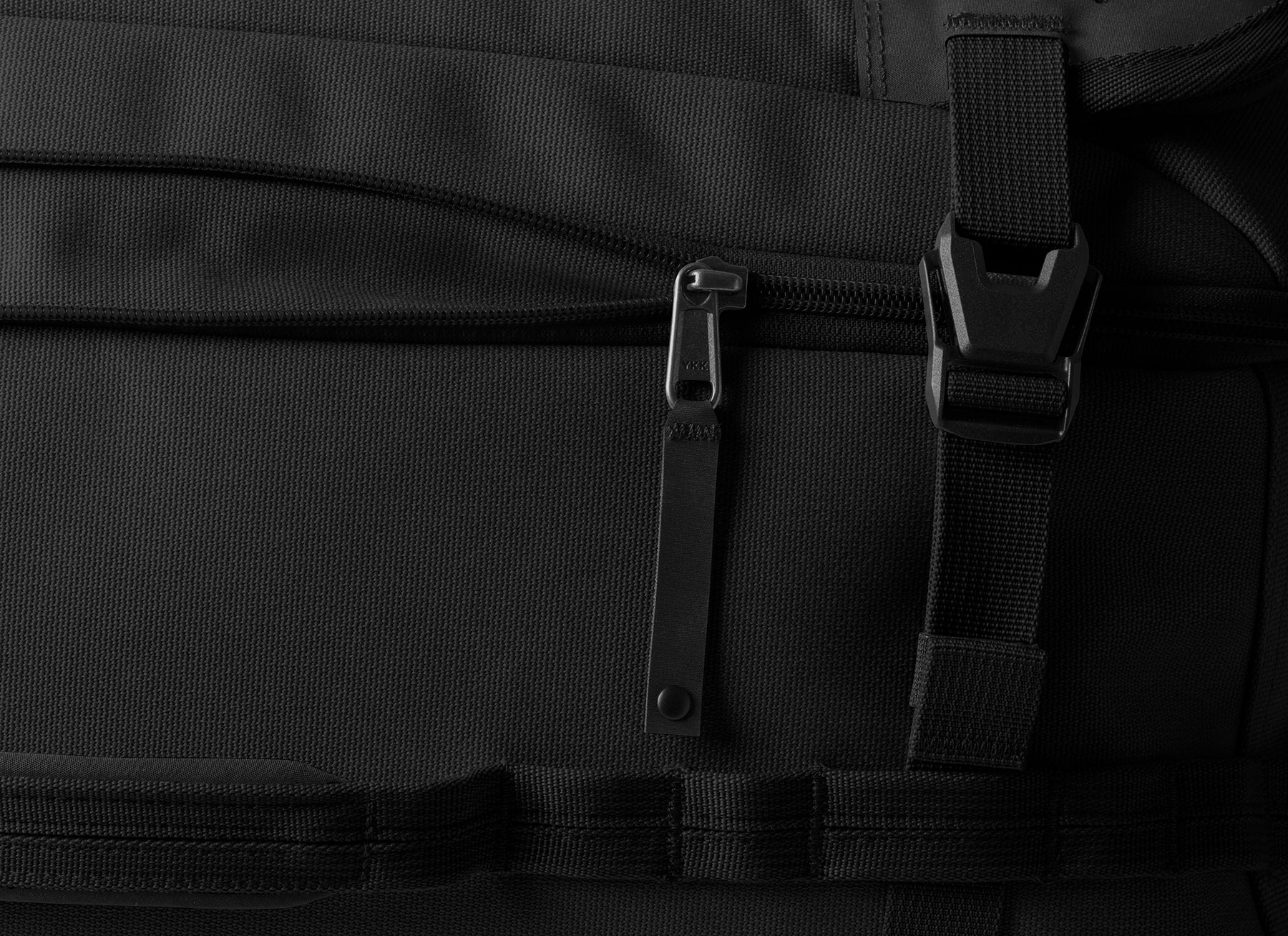 Gear Warrior XE 2-Wheel Convertible Carry-On 50L