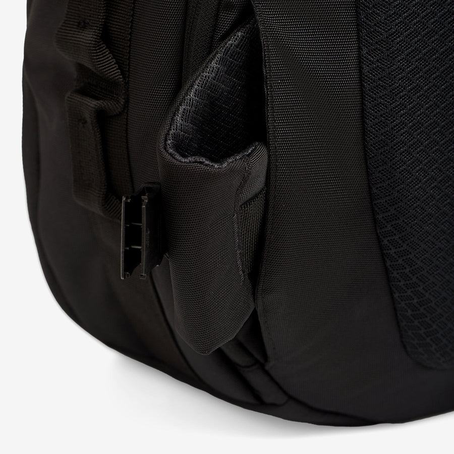 Stowable Hip Belt Eagle Creek Travel Bag